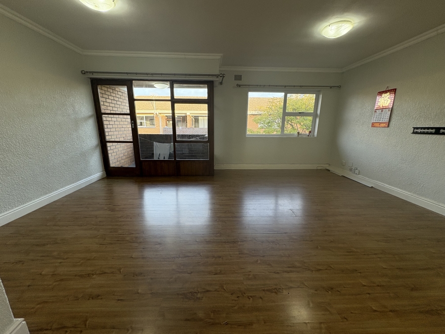 To Let 2 Bedroom Property for Rent in Kenilworth Western Cape